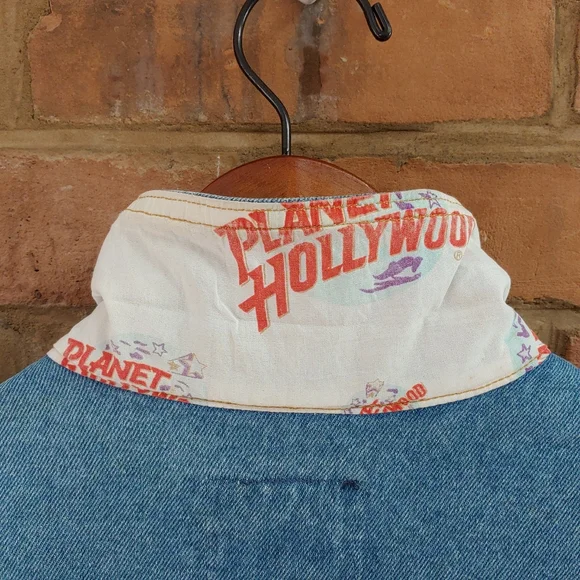 Vintage 90's Planet Hollywood denim jacket, unisex size small (fits large) - Picture 7 of 16